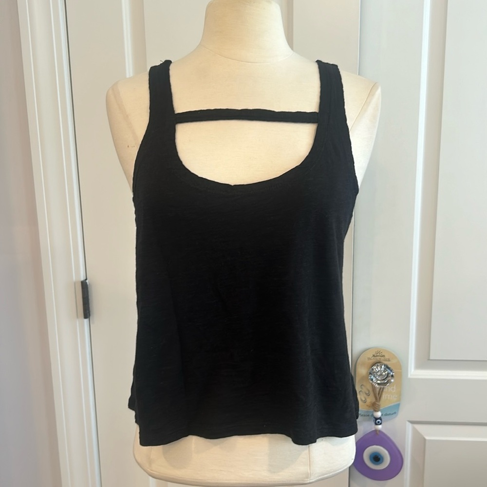 New Olivaceous tank top in perfect condition